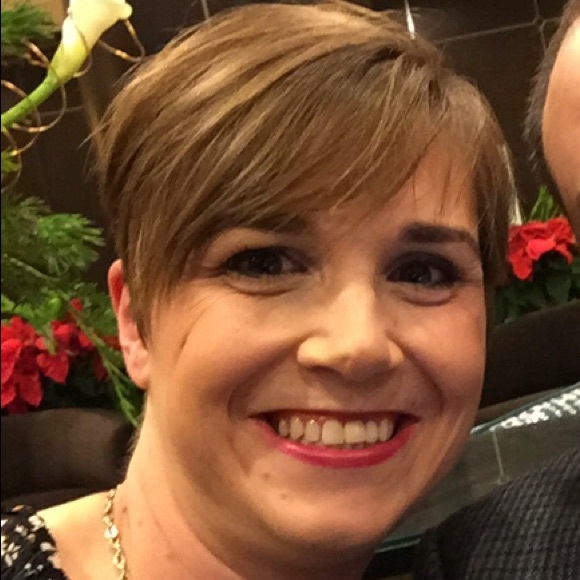 Meet your Posher, Katie - Picture 2 of 2